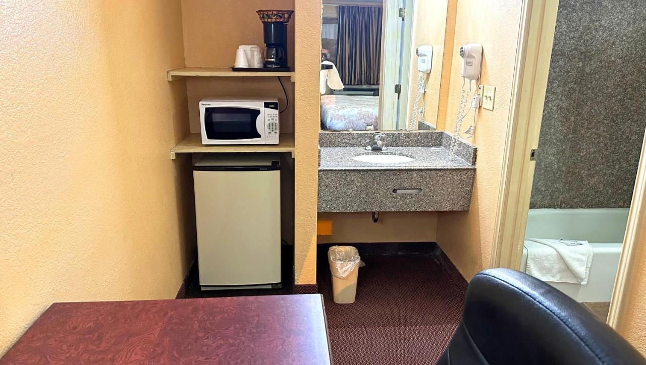 Apollo Lodge And Rv Park Fairfield エクステリア 写真