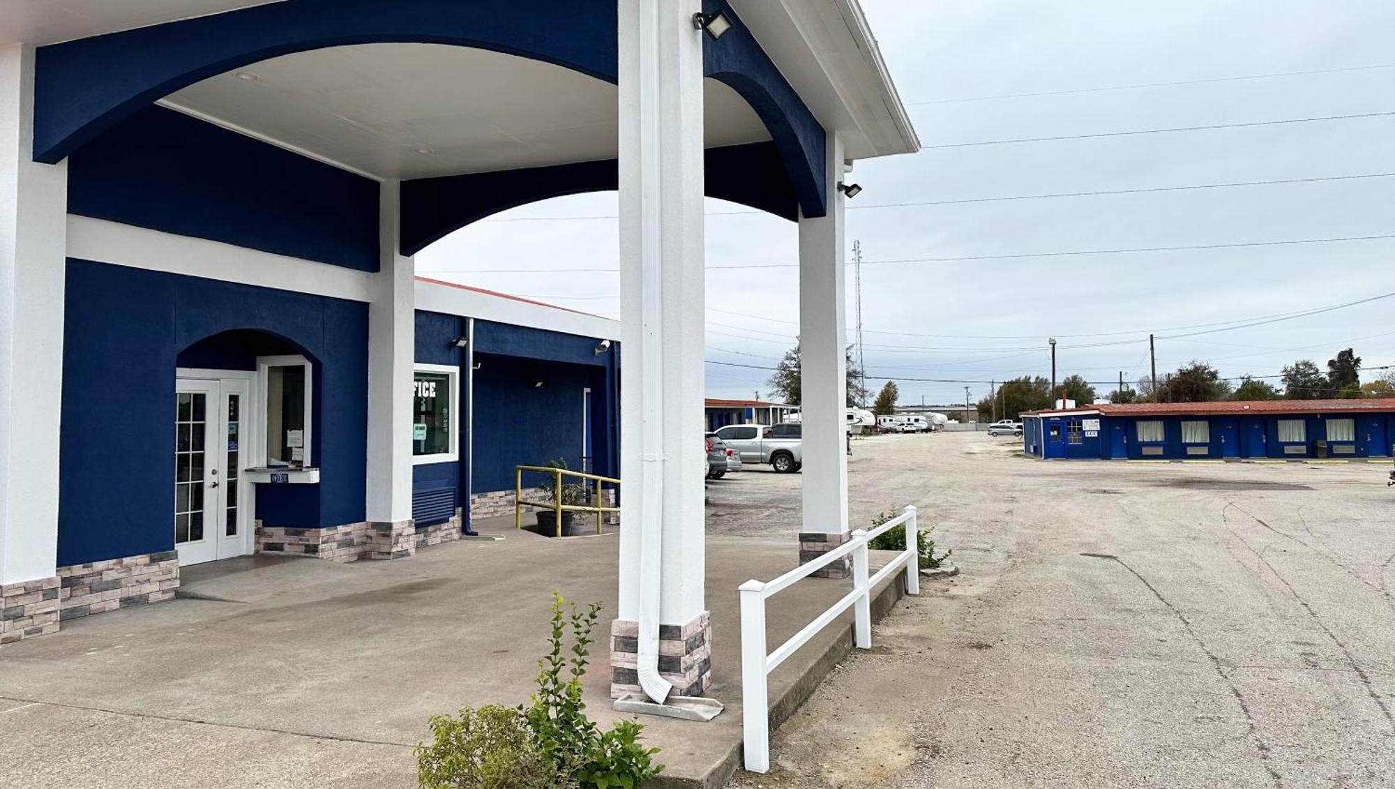 Apollo Lodge And Rv Park Fairfield エクステリア 写真